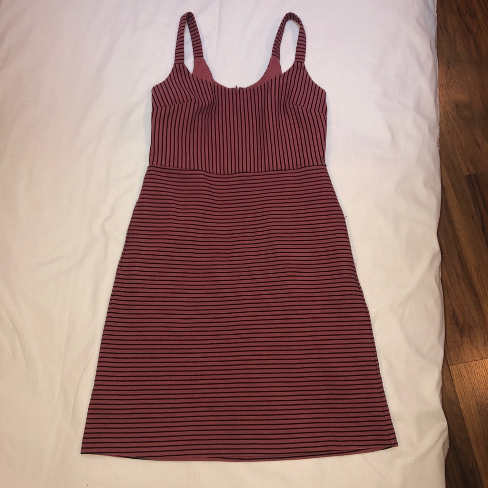 Loft size 0, striped black & pink sleeveless fitted dress. Cute, date night, fun